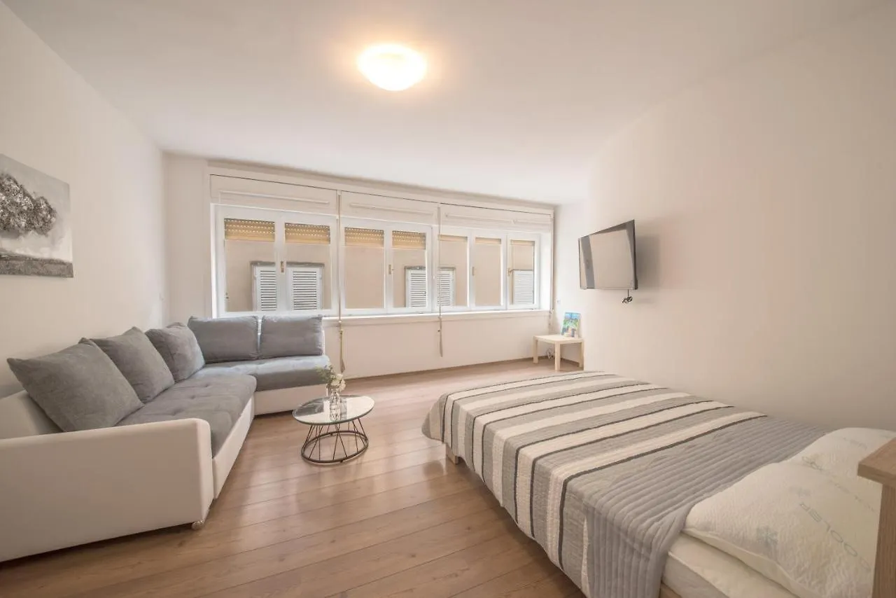 Aurora Apartment Zara Croazia