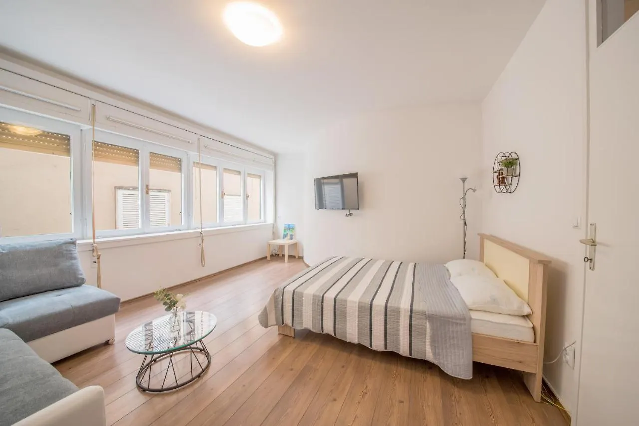 Aurora Apartment Zadar location